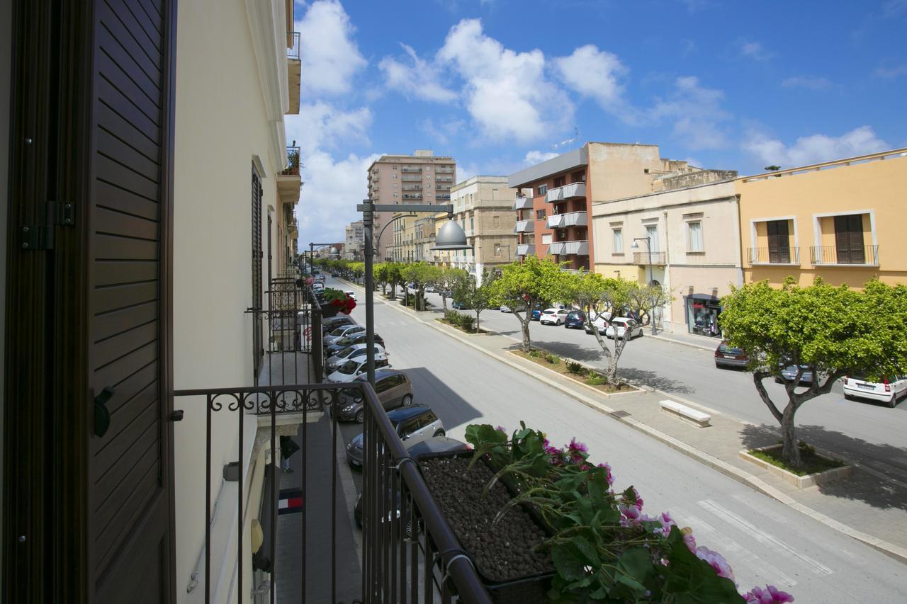 Map Holiday Residence Trapani Bagian luar foto